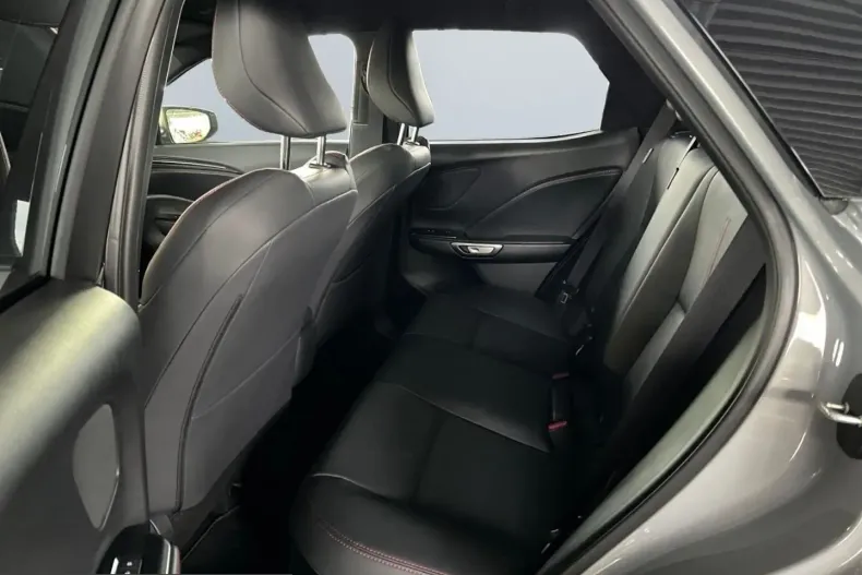 Lexus LBX din 2025 cu 18.799 km - oferta LEX248913 - foto 16
