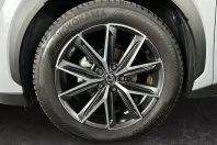 Lexus LBX din 2025 cu 18.799 km - oferta LEX248913 - foto 21