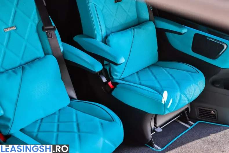 Mercedes-Benz V 300 (Clasa V) din 2022 cu 15.900 km - oferta MER248920 - foto 12