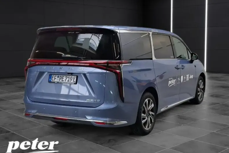 Maxus Mifa 9 din 2024 cu 7.500 km - oferta MAX248922 - foto 4