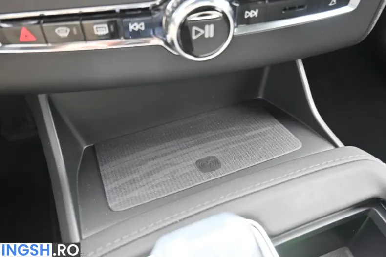 Volvo XC90 din 2026 cu 11.490 km - oferta VOL248940 - foto 19