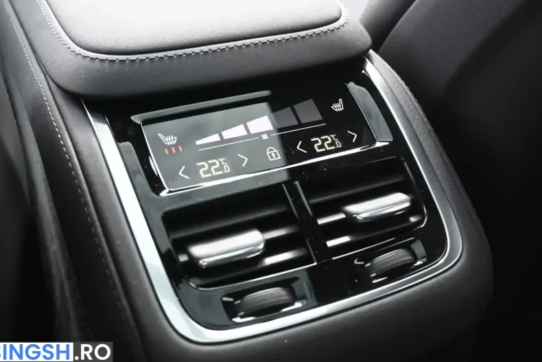 Volvo XC90 din 2026 cu 11.490 km - oferta VOL248940 - foto 29