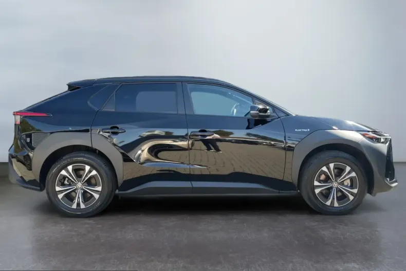 Toyota bZ4X din 2023 cu 18.040 km - oferta TOY248955 - foto 10