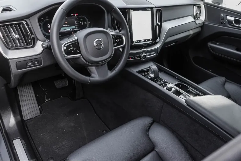 Volvo XC60 din 2024 cu 20.049 km - oferta VOL248957 - foto 6