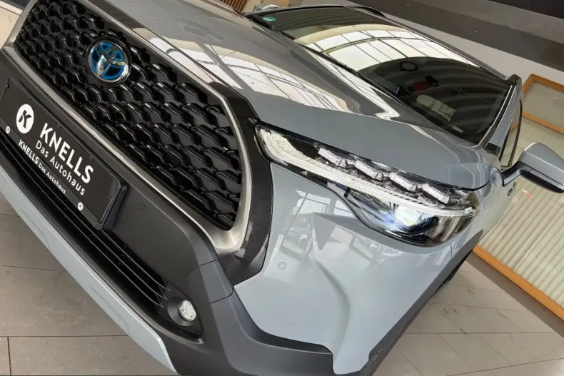 Toyota Corolla Cross din 2024 cu 15.500 km - oferta TOY248959 - foto 27