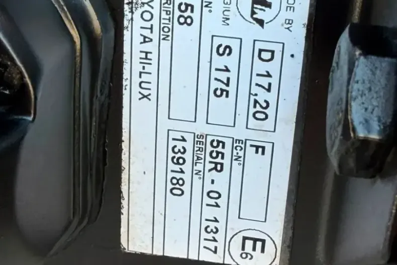 Toyota Hilux din 2021 cu 70.163 km - oferta TOY248960 - foto 13