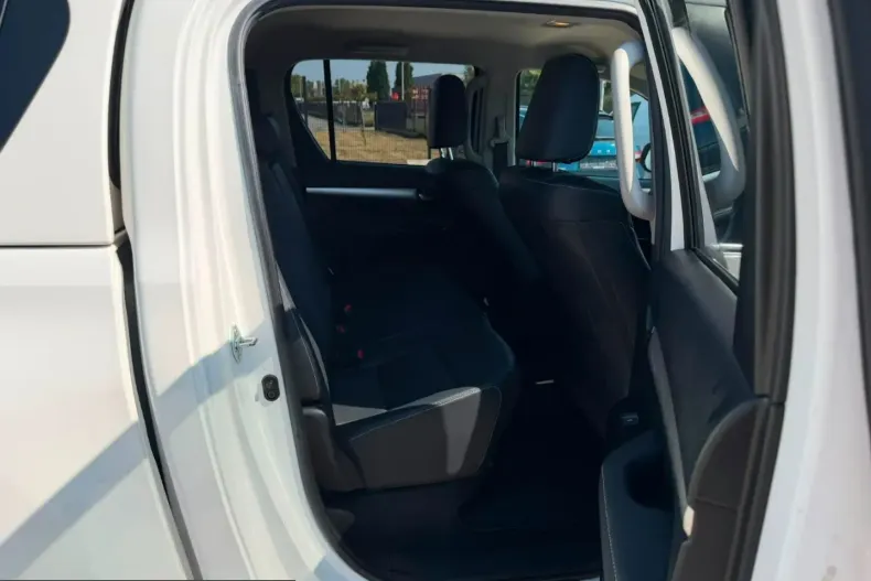 Toyota Hilux din 2021 cu 70.163 km - oferta TOY248960 - foto 24