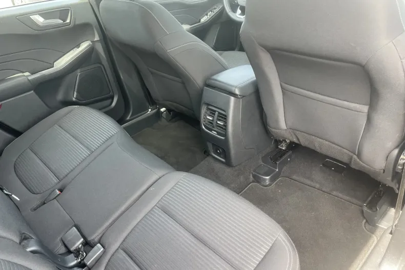 Ford Kuga din 2023 cu 129.932 km - oferta FOR248966 - foto 12