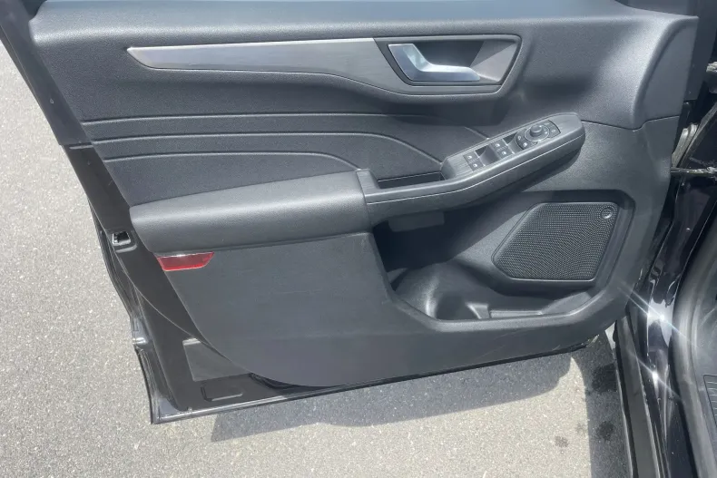 Ford Kuga din 2023 cu 129.932 km - oferta FOR248966 - foto 25