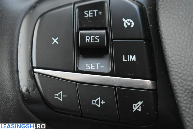Ford Kuga din 2023 cu 66.048 km - oferta FOR248973 - foto 18
