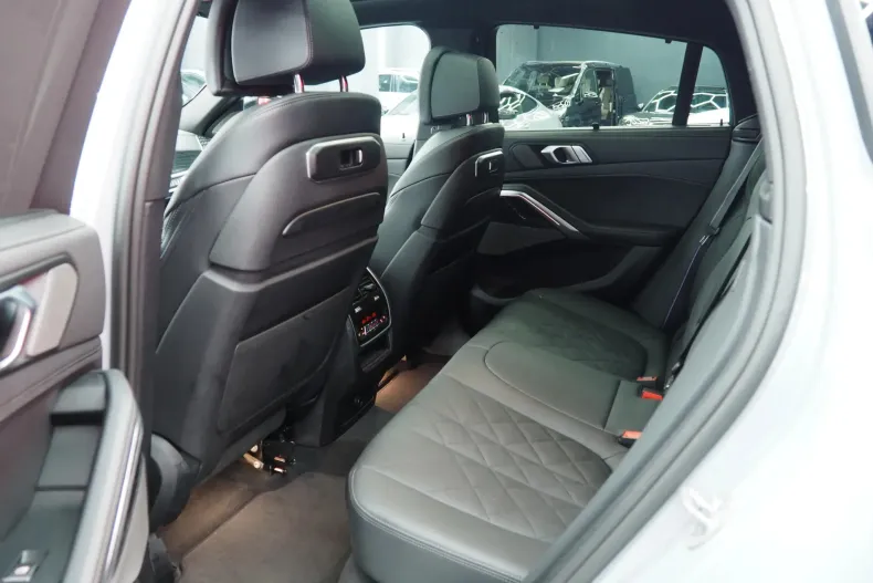 BMW X6 (Seria X) din 2025 cu 12.876 km - oferta BMW248976 - foto 25