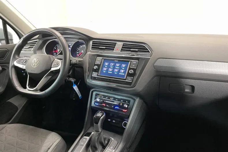 Volkswagen Tiguan din 2022 cu 52.016 km - oferta VOL248980 - foto 8