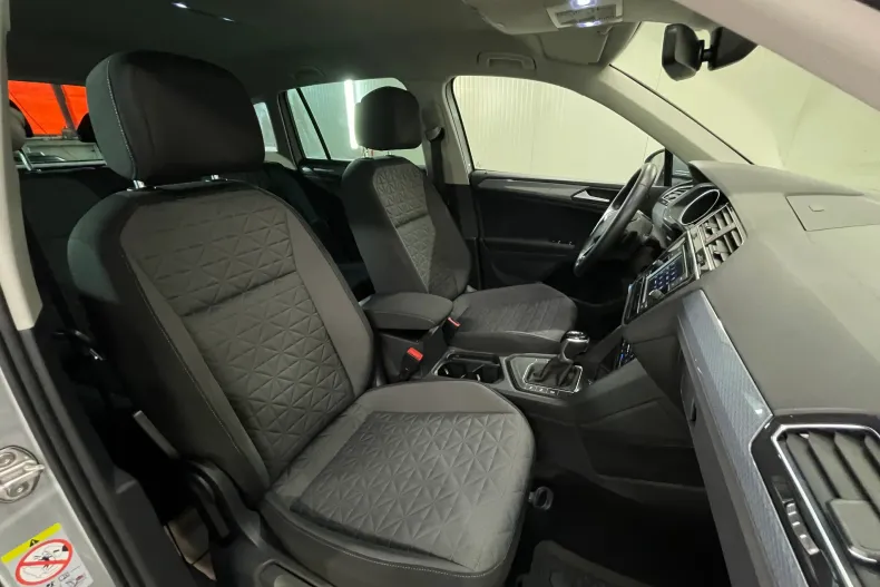 Volkswagen Tiguan din 2022 cu 52.016 km - oferta VOL248980 - foto 10