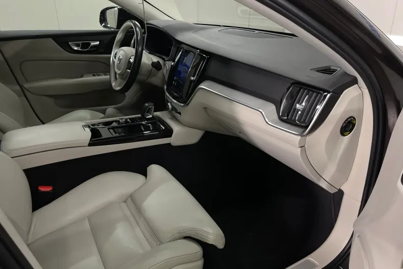 Volvo S60 din 2023 cu 104.565 km - oferta VOL248981 - foto 10