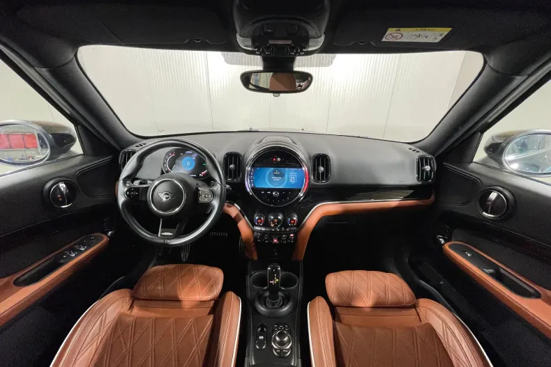 MINI John Cooper Works din 2022 cu 124.295 km - oferta MIN248984 - foto 7