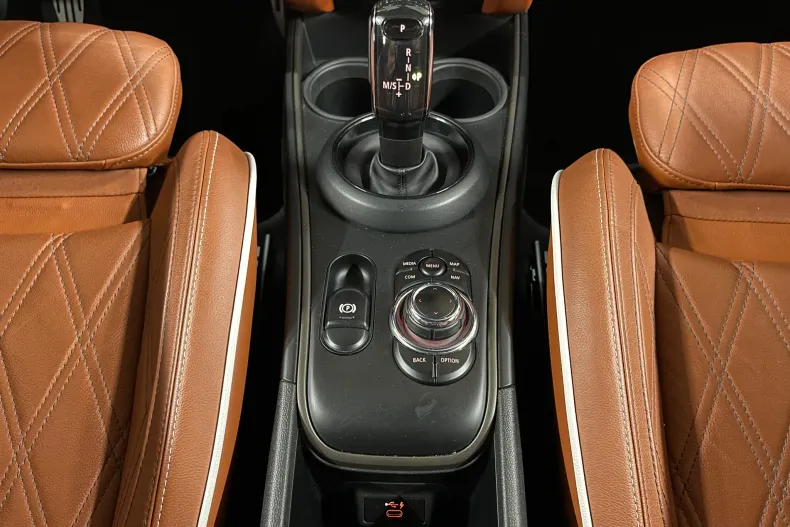 MINI John Cooper Works din 2022 cu 124.295 km - oferta MIN248984 - foto 20