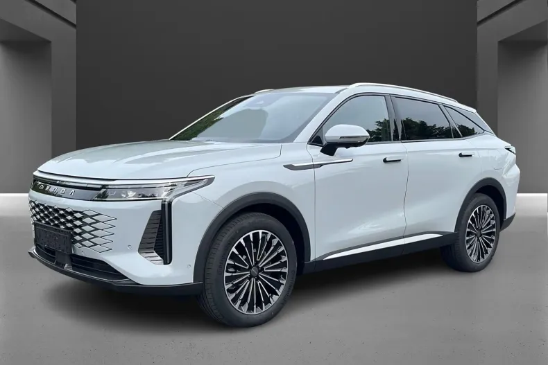 Omoda 9 din 2026 cu 50 km - oferta OMO248991 - foto 1