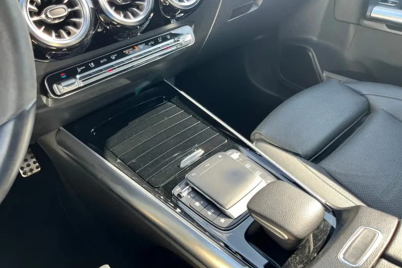 Mercedes-Benz GLA din 2022 cu 65.634 km - oferta MER248995 - foto 15