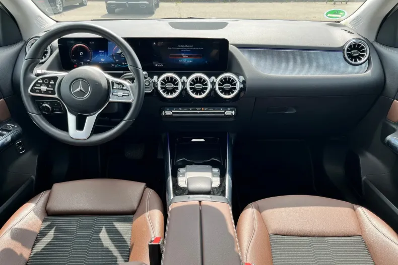 Mercedes-Benz GLA din 2021 cu 26.461 km - oferta MER248997 - foto 11
