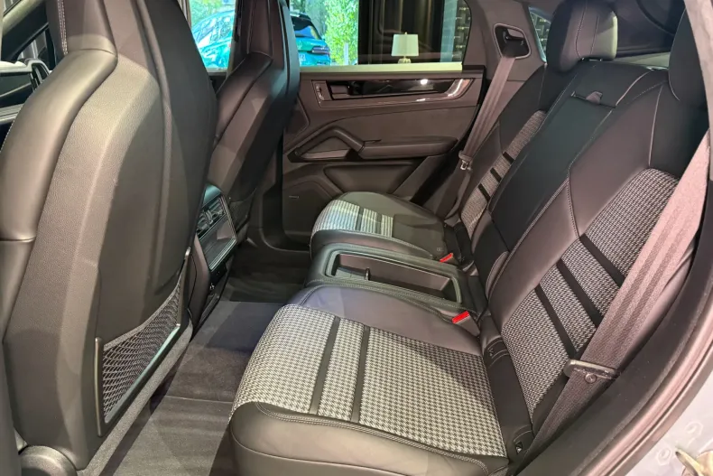 Porsche Cayenne din 2024 cu 35.000 km - oferta POR249019 - foto 22