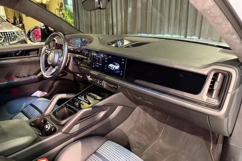 Porsche Cayenne din 2024 cu 35.000 km - oferta POR249019 - foto 29