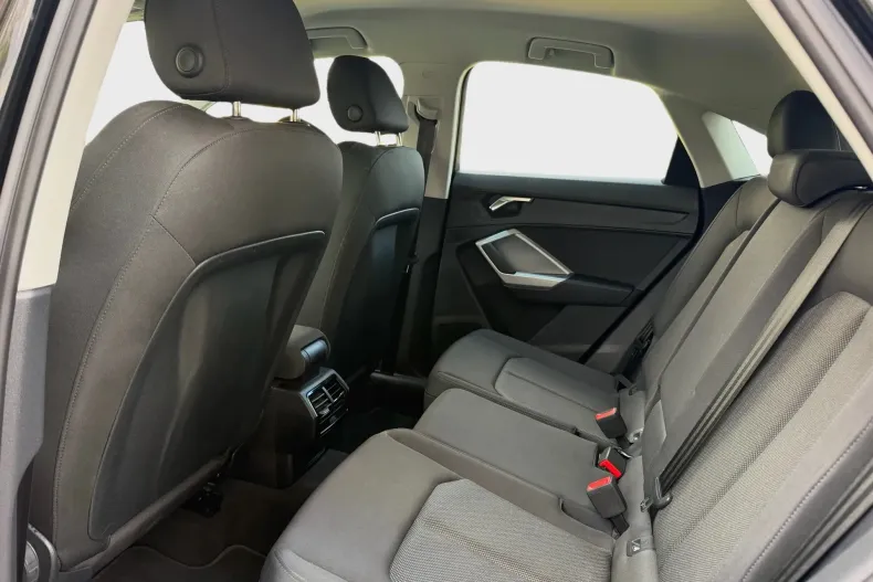 Audi Q3 din 2022 cu 165.596 km - oferta AUD249024 - foto 7