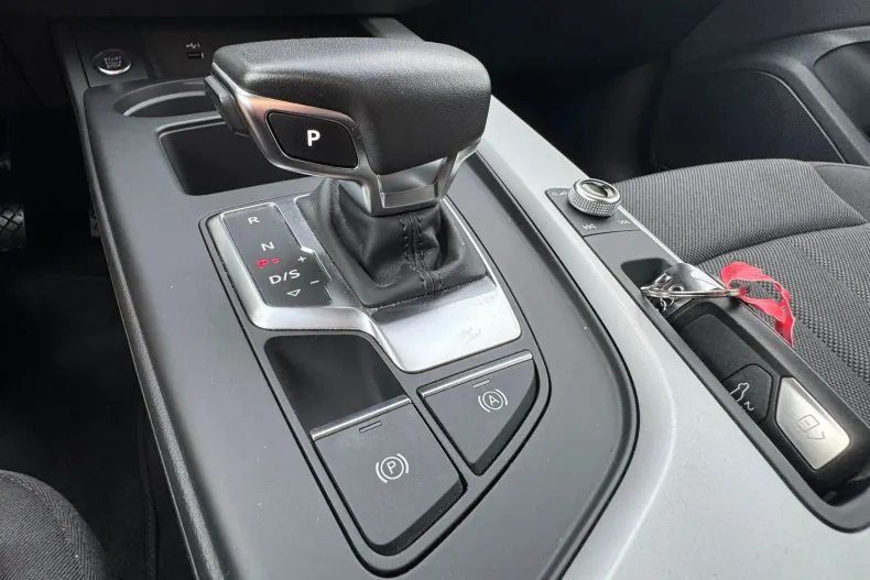 Audi A4 din 2023 cu 74.400 km - oferta AUD249025 - foto 21