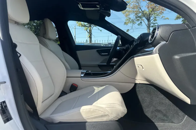Mercedes-Benz C din 2025 cu 5.441 km - oferta MER249026 - foto 11
