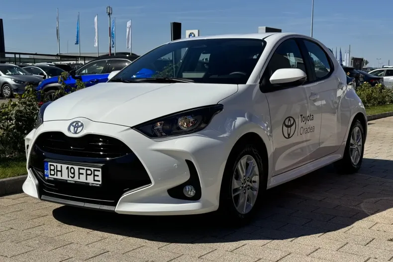Toyota Yaris din 2026 cu 1.069 km - oferta TOY249027 - foto 3