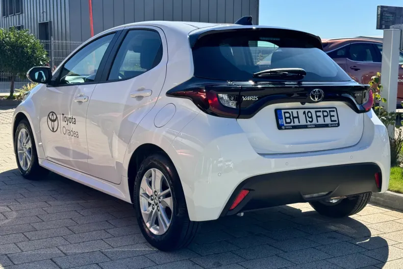 Toyota Yaris din 2026 cu 1.069 km - oferta TOY249027 - foto 5