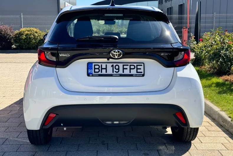 Toyota Yaris din 2026 cu 1.069 km - oferta TOY249027 - foto 6