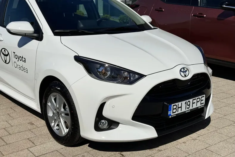 Toyota Yaris din 2026 cu 1.069 km - oferta TOY249027 - foto 9
