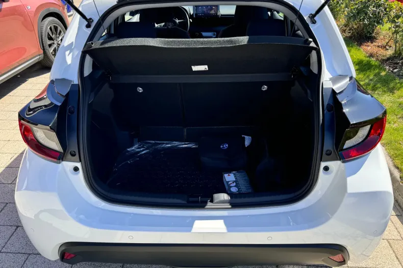 Toyota Yaris din 2026 cu 1.069 km - oferta TOY249027 - foto 28