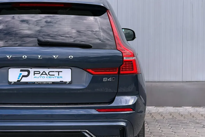 Volvo XC60 din 2023 cu 166.900 km - oferta VOL249028 - foto 15
