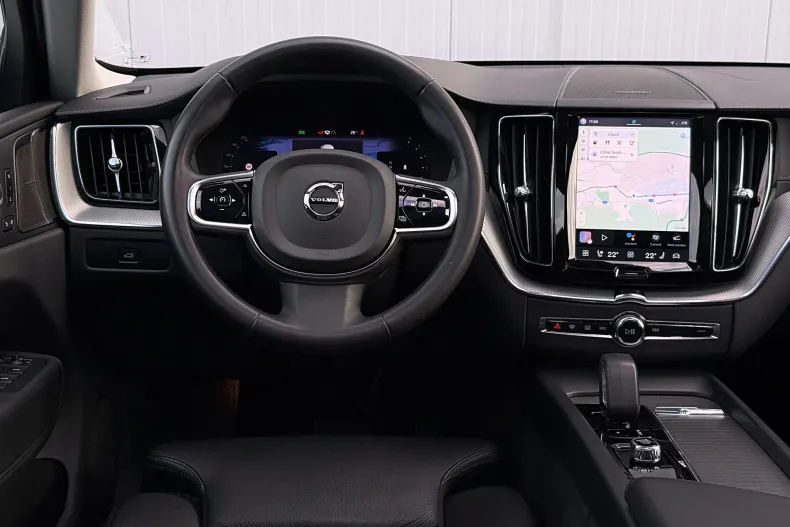 Volvo XC60 din 2023 cu 166.900 km - oferta VOL249028 - foto 21