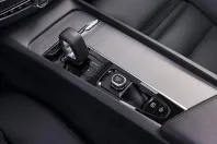 Volvo XC60 din 2023 cu 166.900 km - oferta VOL249028 - foto 28