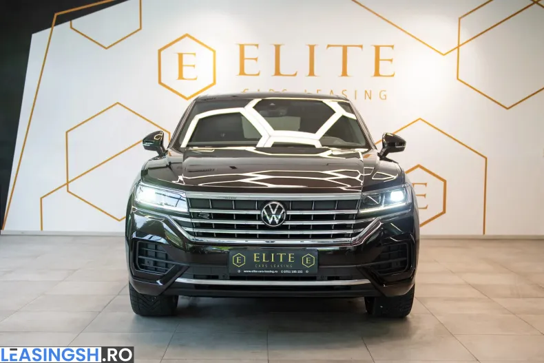 Volkswagen Touareg din 2023 cu 45.353 km - oferta VOL249038 - foto 2