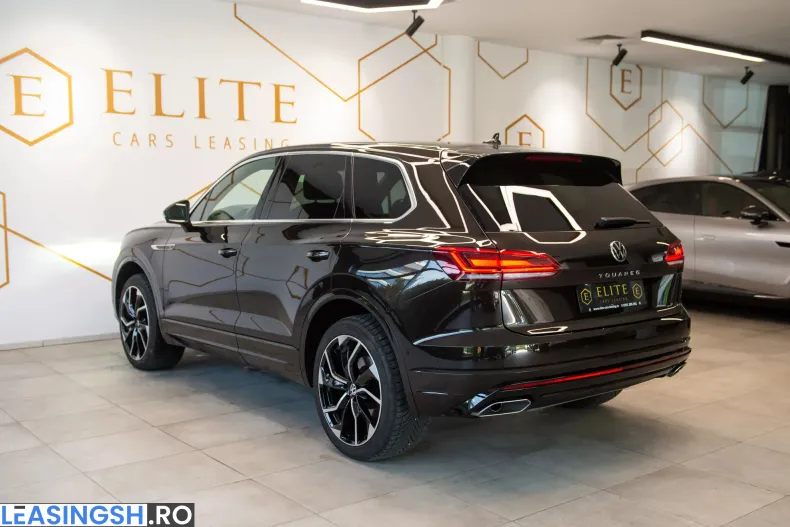Volkswagen Touareg din 2023 cu 45.353 km - oferta VOL249038 - foto 5