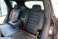 Volkswagen Touareg din 2023 cu 45.353 km - oferta VOL249038 - foto 8