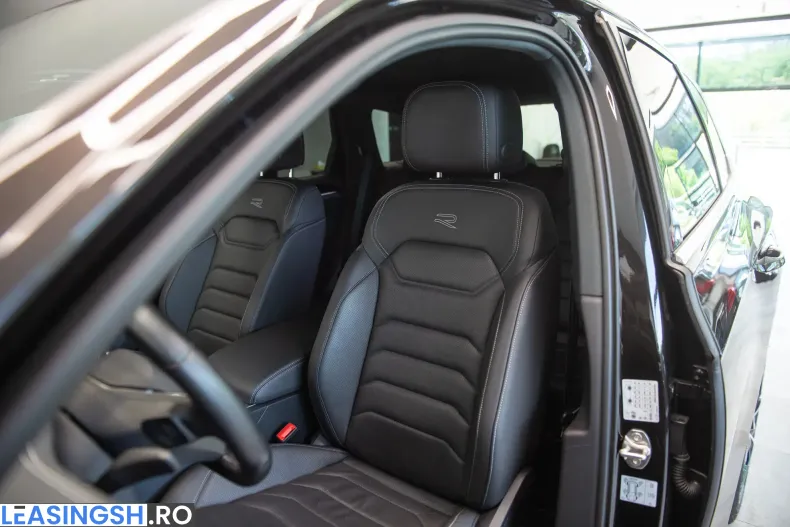 Volkswagen Touareg din 2023 cu 45.353 km - oferta VOL249038 - foto 15