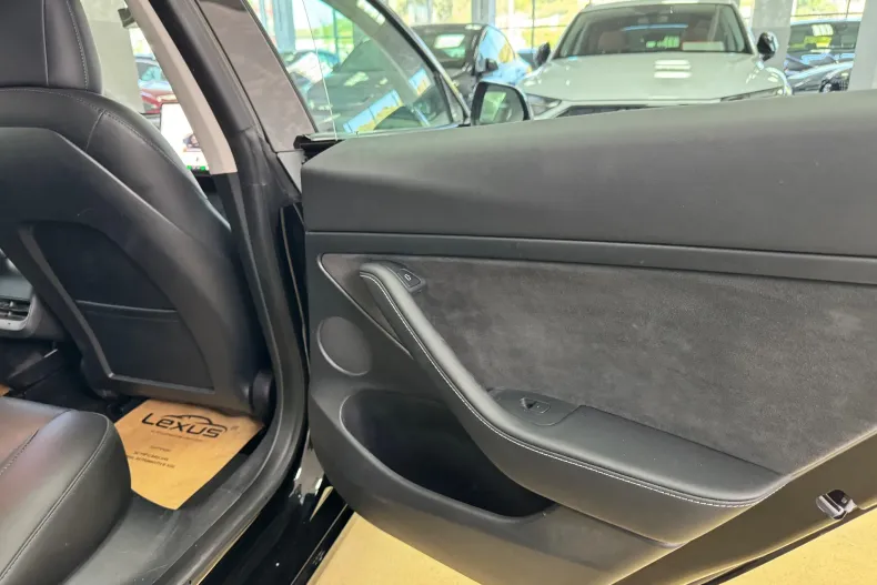 Tesla Model 3 din 2023 cu 73.600 km - oferta TES249047 - foto 16