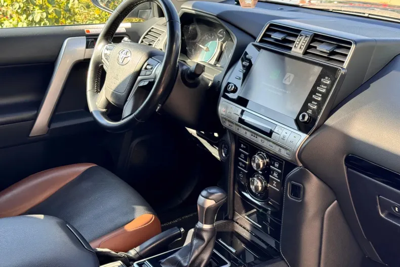 Toyota Land Cruiser din 2022 cu 118.300 km - oferta TOY249048 - foto 24