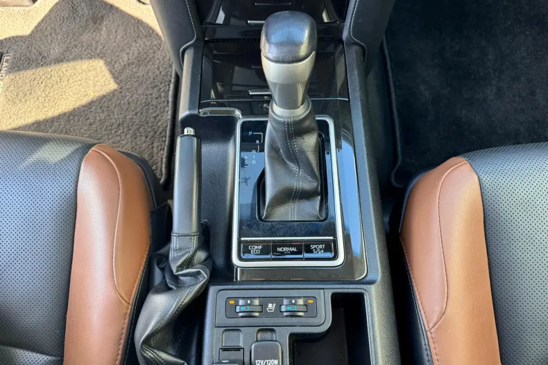 Toyota Land Cruiser din 2022 cu 118.300 km - oferta TOY249048 - foto 28