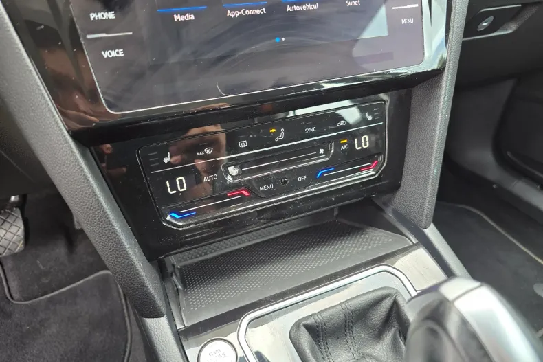 Volkswagen Passat din 2022 cu 51.420 km - oferta VOL249049 - foto 20