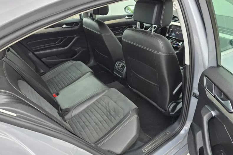 Volkswagen Passat din 2022 cu 51.420 km - oferta VOL249049 - foto 24