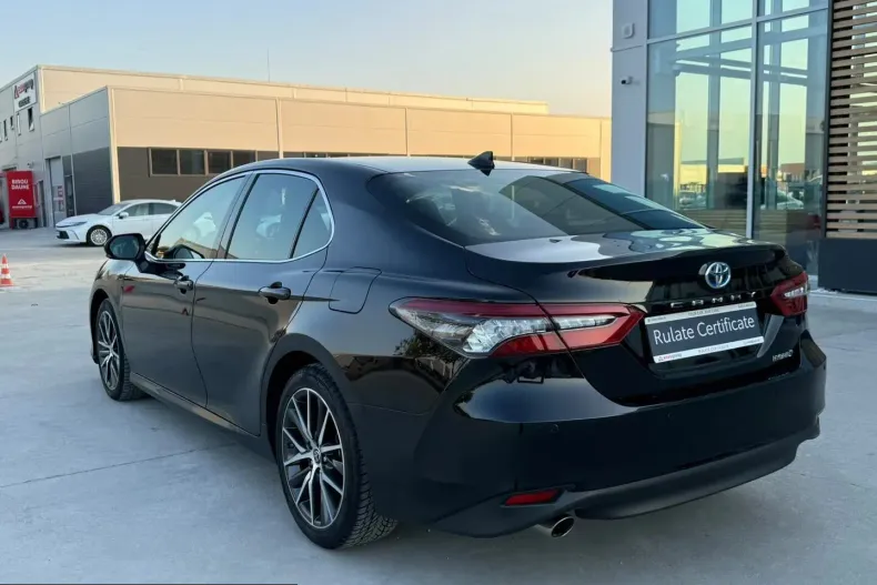Toyota Camry din 2023 cu 40.656 km - oferta TOY249051 - foto 7