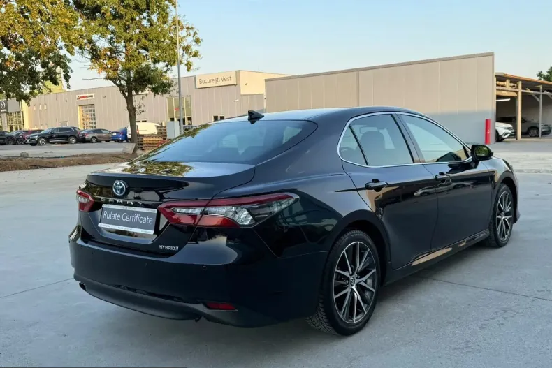 Toyota Camry din 2023 cu 40.656 km - oferta TOY249051 - foto 9
