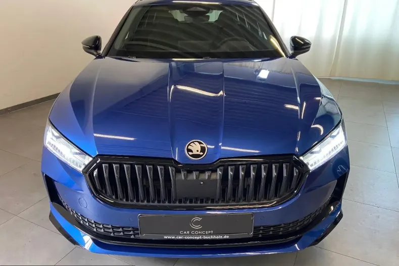 Skoda Superb din 2025 cu 22.461 km - oferta SKO249057 - foto 2