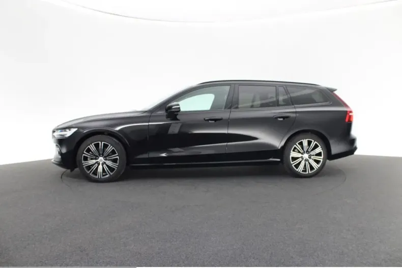 Volvo V60 din 2025 cu 15.614 km - oferta VOL249063 - foto 2