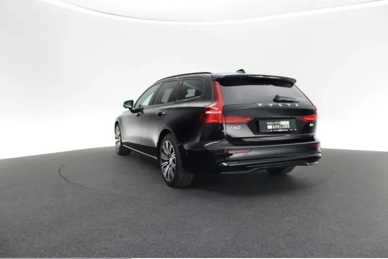 Volvo V60 din 2025 cu 15.614 km - oferta VOL249063 - foto 3